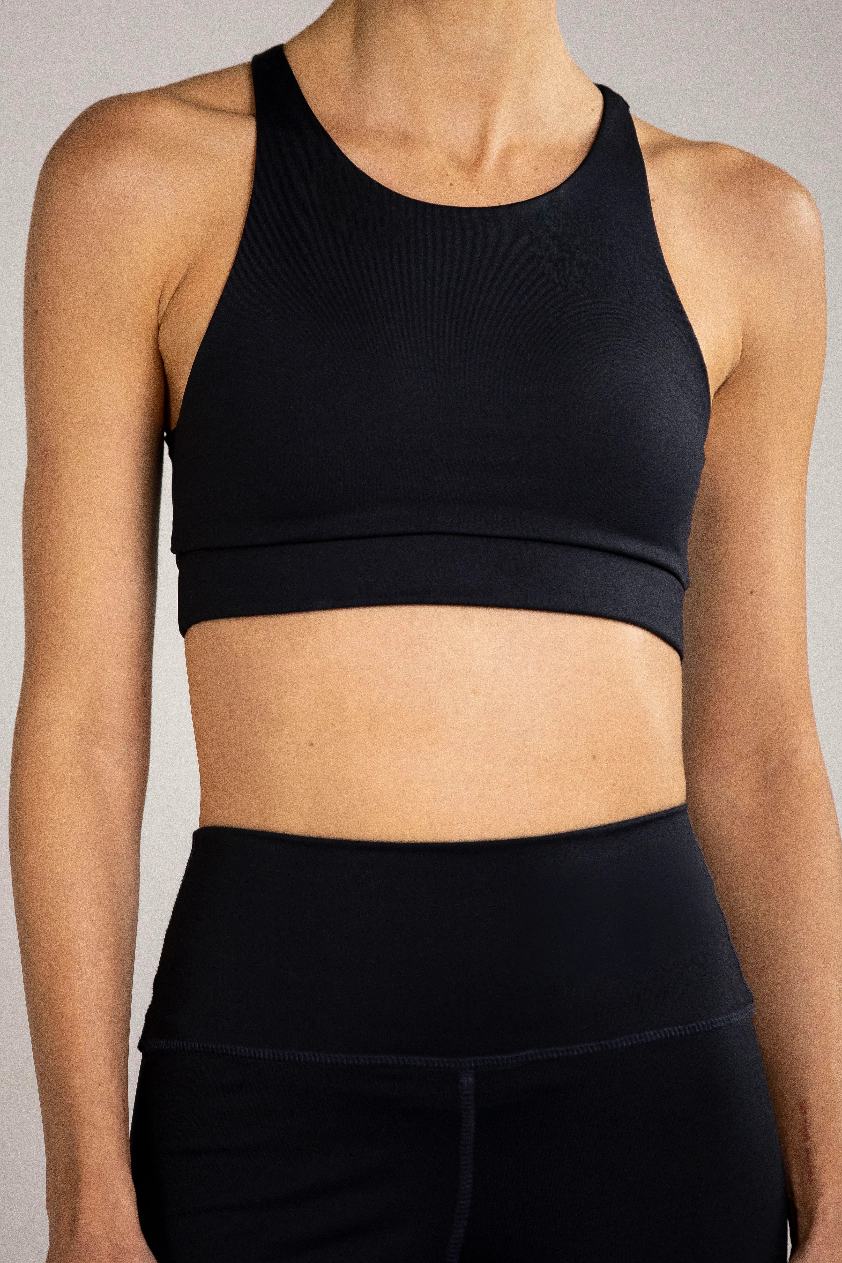 Motion Black - Aura Sports Bra